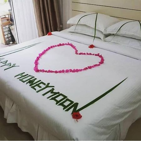Dhigurah Retreat Beach エクステリア 写真