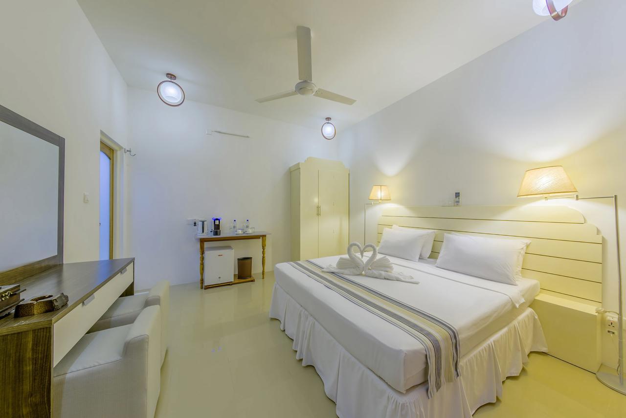 Dhigurah Retreat Beach エクステリア 写真