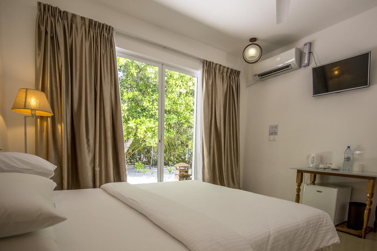 Dhigurah Retreat Beach エクステリア 写真