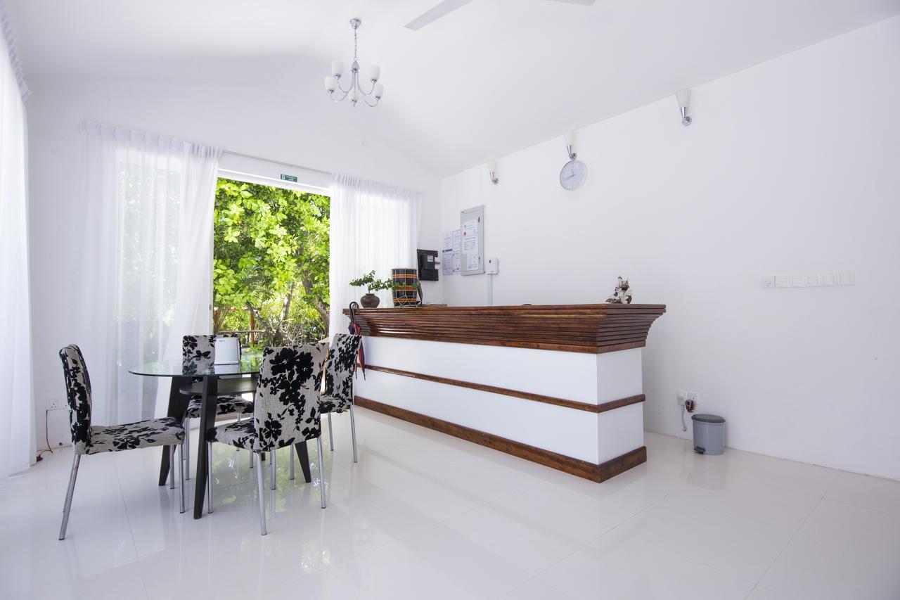 Dhigurah Retreat Beach エクステリア 写真
