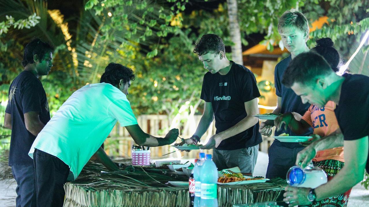 Dhigurah Retreat Beach エクステリア 写真