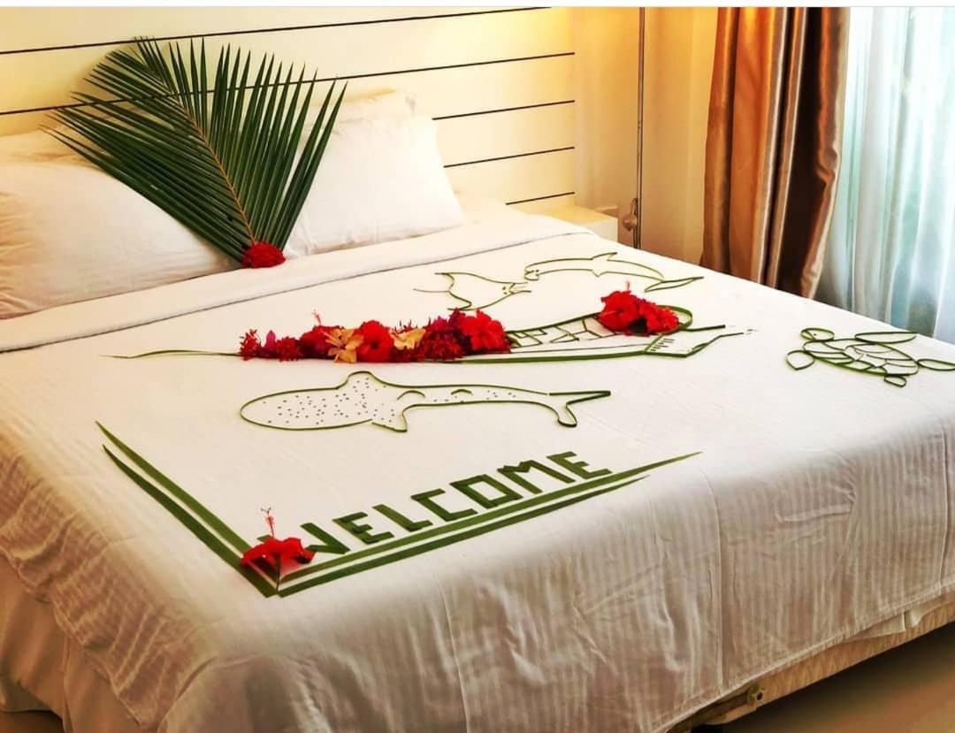 Dhigurah Retreat Beach エクステリア 写真